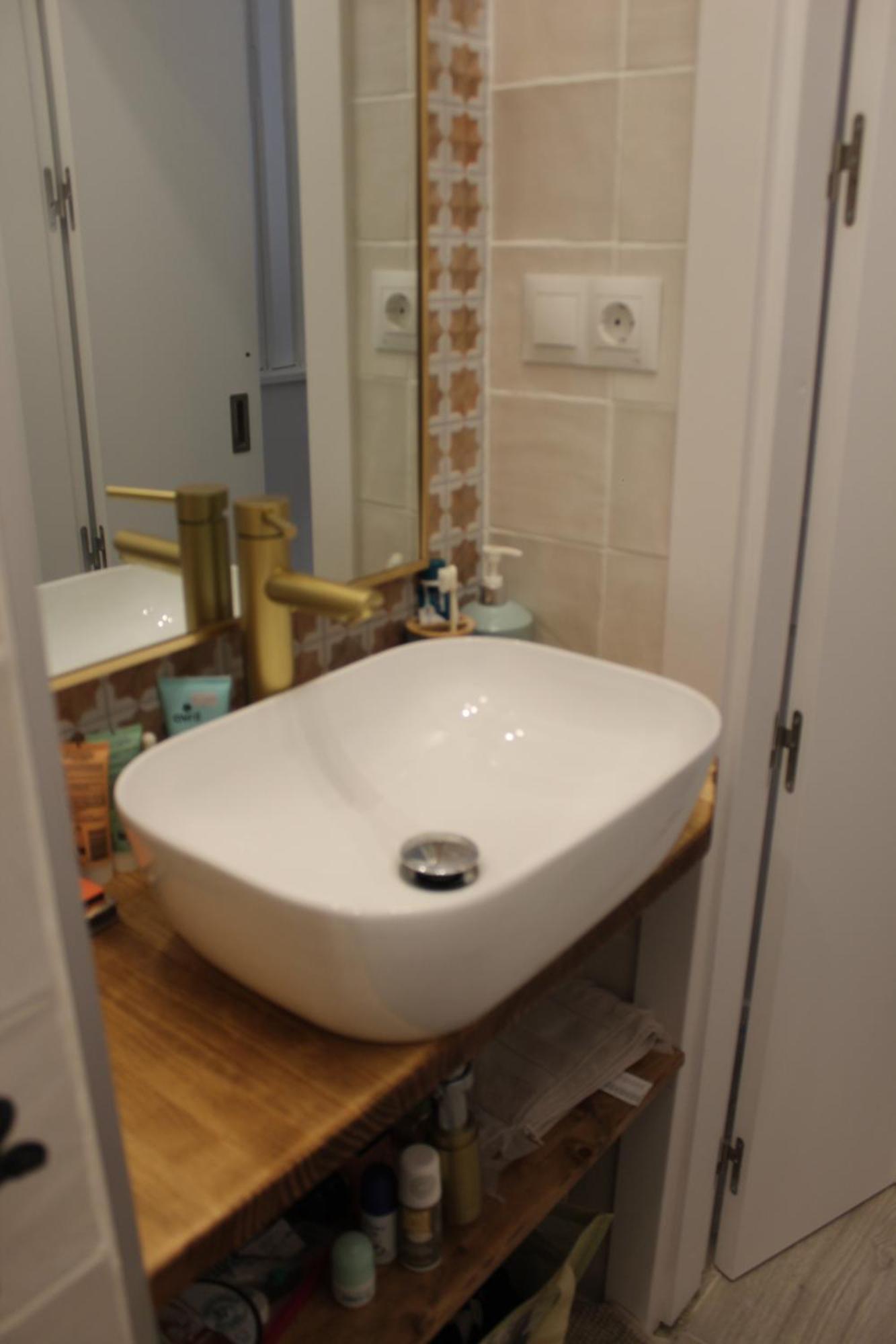 Iyourbasics Lovely Studio Hinestrosa 23 Free Wifi&Ac Málaga Exteriör bild